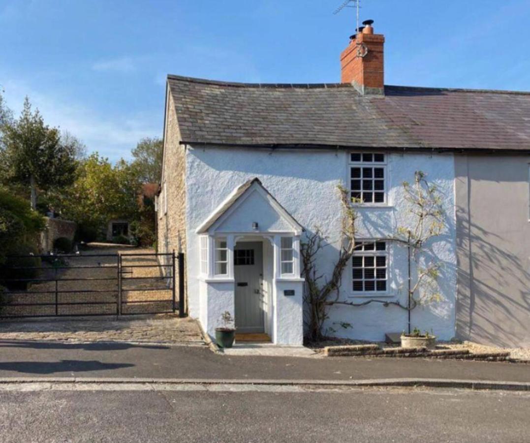Cosy Two Bedrooom Cottage Set In A Dorset Village Стермінстер-Ньютон Екстер'єр фото