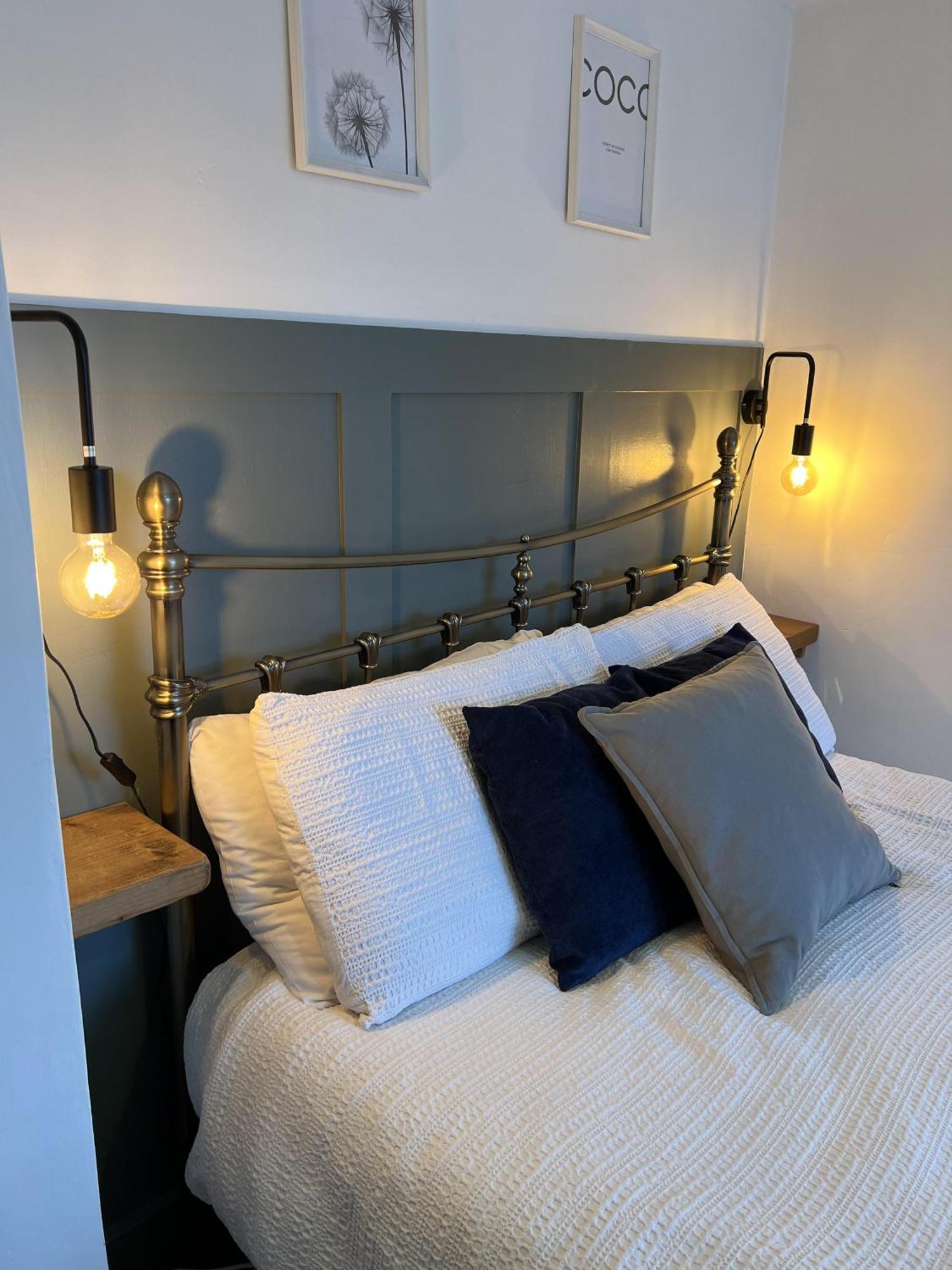 Cosy Two Bedrooom Cottage Set In A Dorset Village Стермінстер-Ньютон Екстер'єр фото