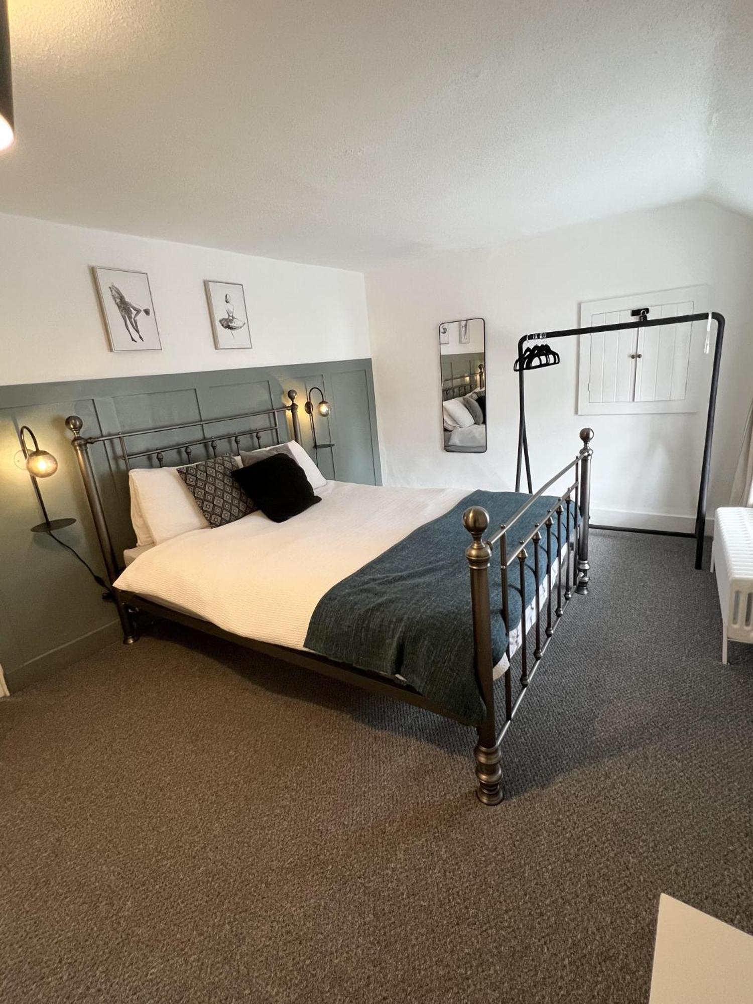Cosy Two Bedrooom Cottage Set In A Dorset Village Стермінстер-Ньютон Екстер'єр фото